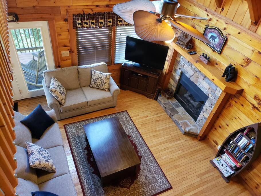 Villa Yogi'S Den: Breathtaking Views! 3 Min To Dollywood, On 1 Acre! Sevierville Esterno foto