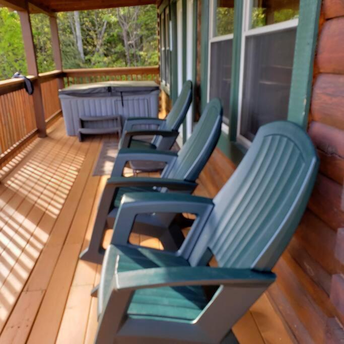 Villa Yogi'S Den: Breathtaking Views! 3 Min To Dollywood, On 1 Acre! Sevierville Esterno foto
