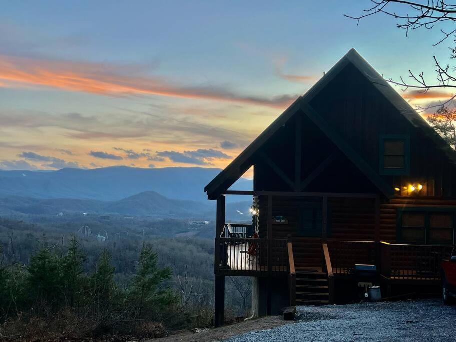 Villa Yogi'S Den: Breathtaking Views! 3 Min To Dollywood, On 1 Acre! Sevierville Esterno foto